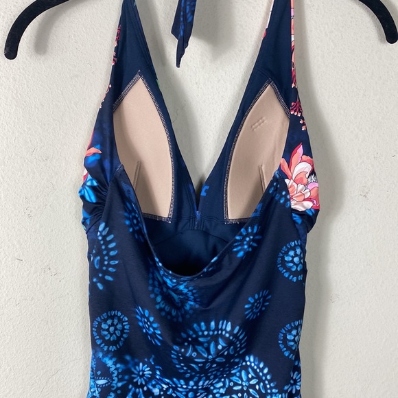 JOHNNY WAS ANNIA TWIST HALTER ONE PIECE SWIMSUIT. SIZE  XS - Picture 8 of 8